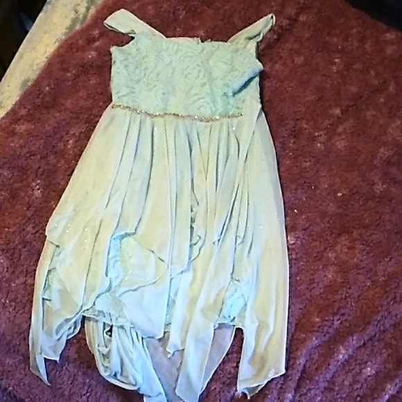 Dress - Picture 1 of 3